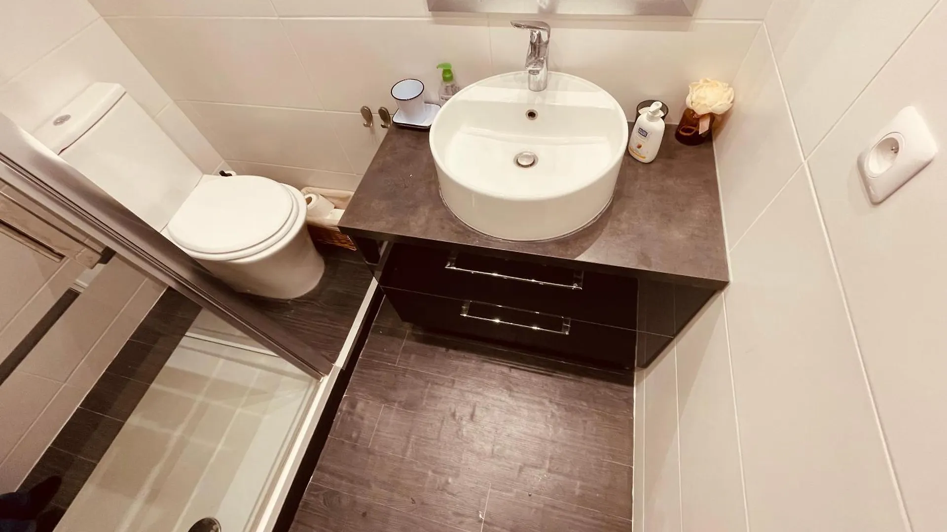 Paris 4U Apartment