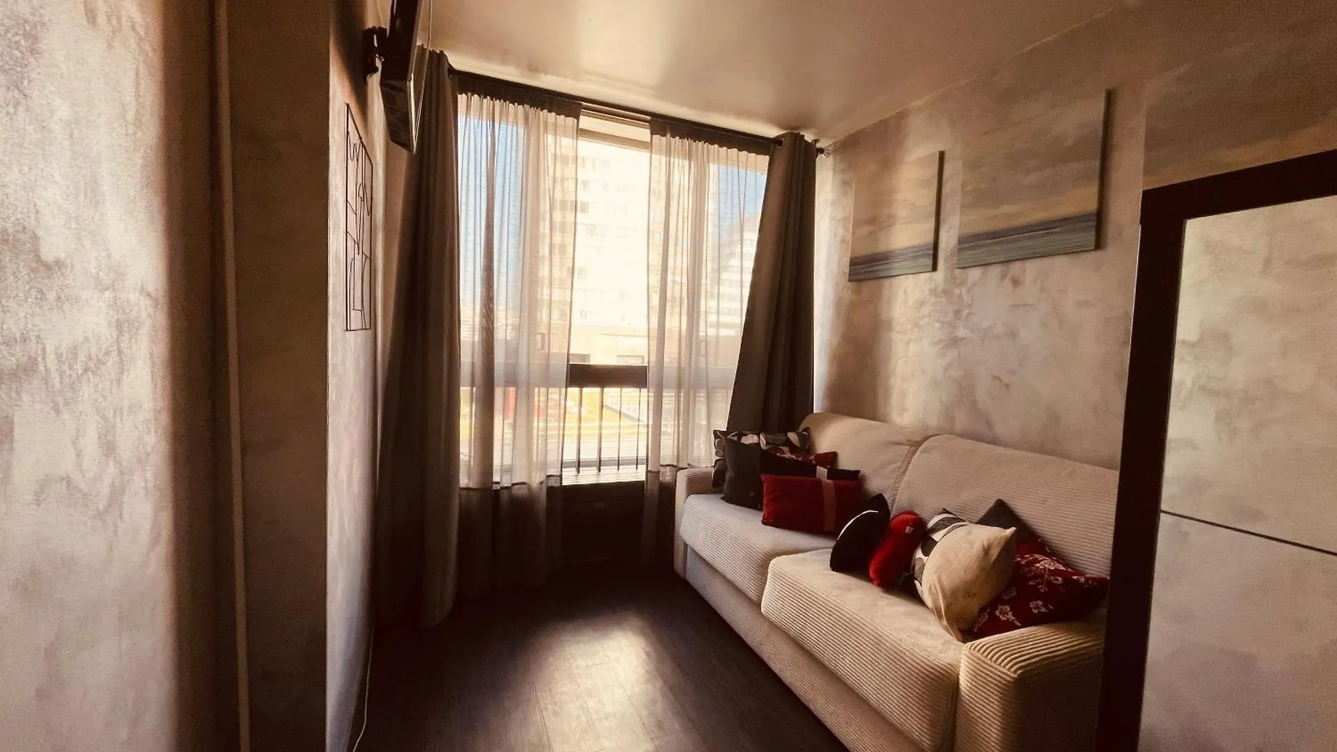 Paris 4U Apartment
